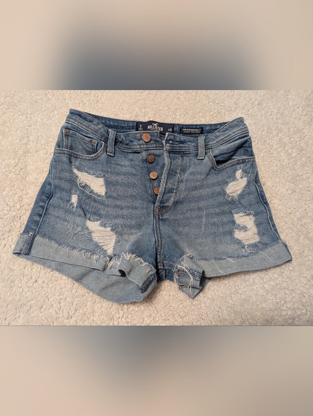 Hollister High-Rise Mom Shorts Distressed Denim Cuffed Size 3 / W26